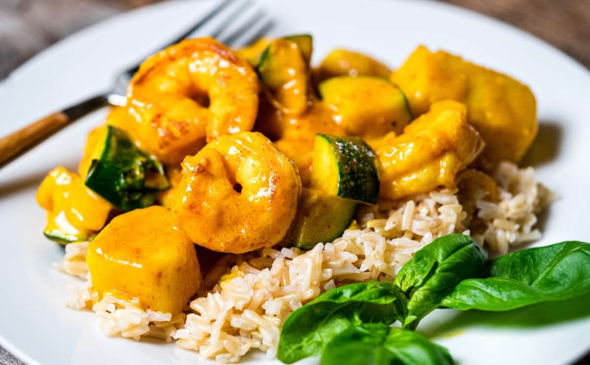 Read more about the article Prawns and Banana Curry
