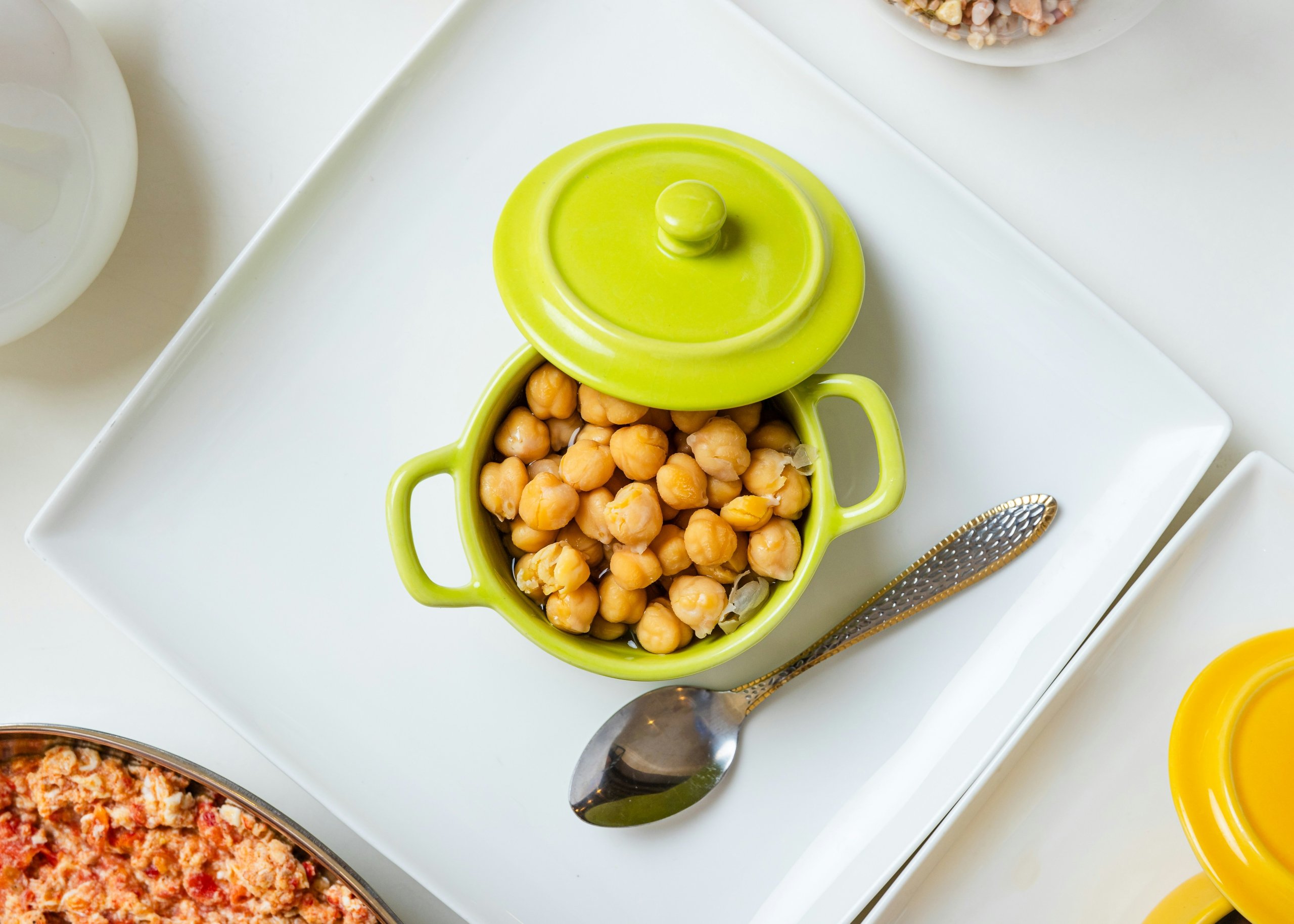 Read more about the article Healthy Eating: Nutrition Tips for a Balanced Diet